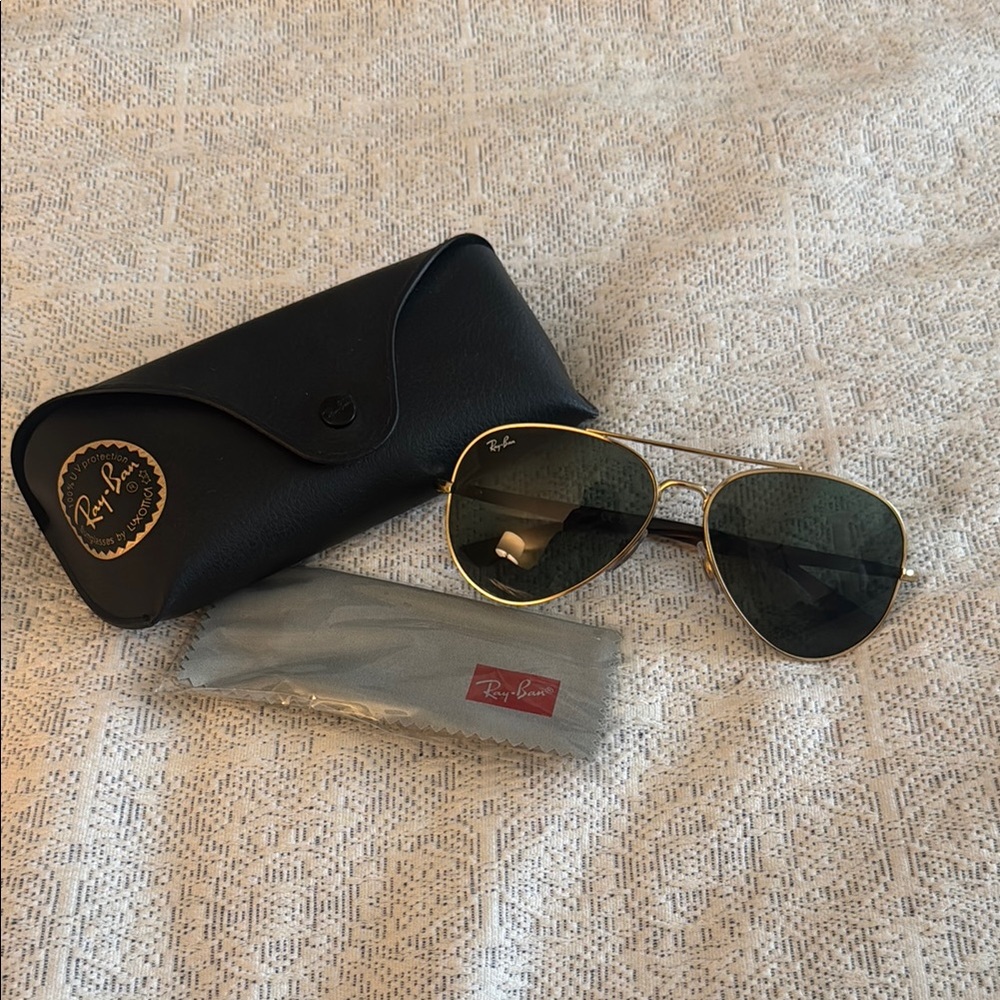 Ray-Ban Gold Frame Sunglasses with Dark Lenses